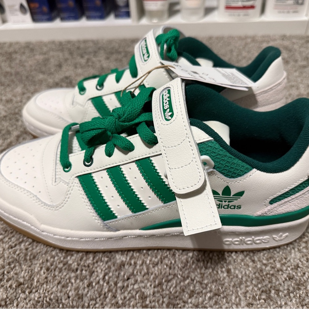 NWT Men’s adidas Forum Low - White Collegiate Green - Size 10.5